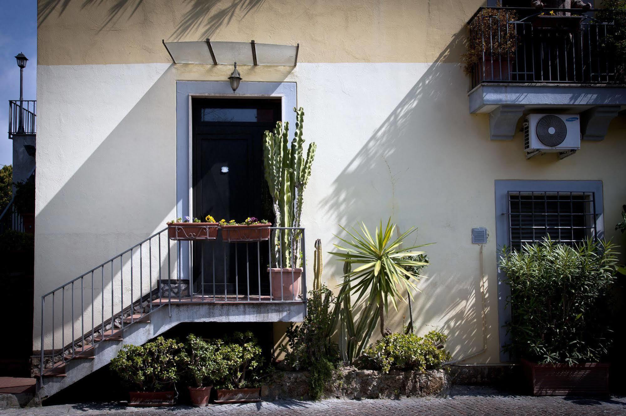 Hotel Villa Medici Naples Extérieur photo